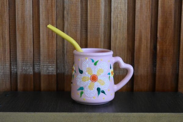 Mate cerámica rosa flores blancas