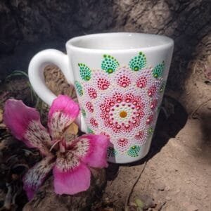 Taza cerámica blanca mandala rosa