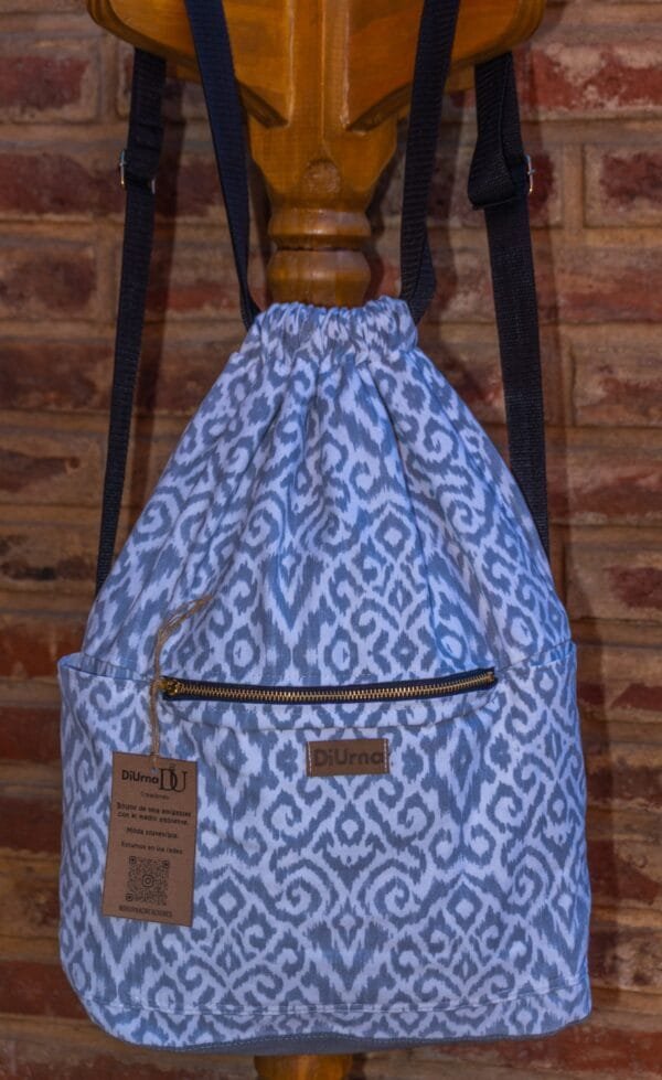 MOCHILA ESTAMPADA - Imagen 2