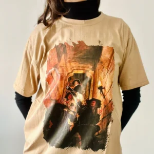 Remera los 3 Mosqueteros- Talle M - Beige.