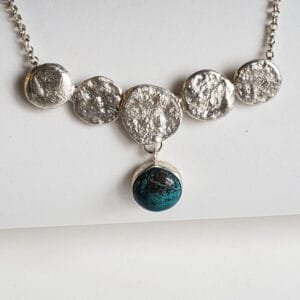 Collar CAUCE placas de plata y piedra crisocola