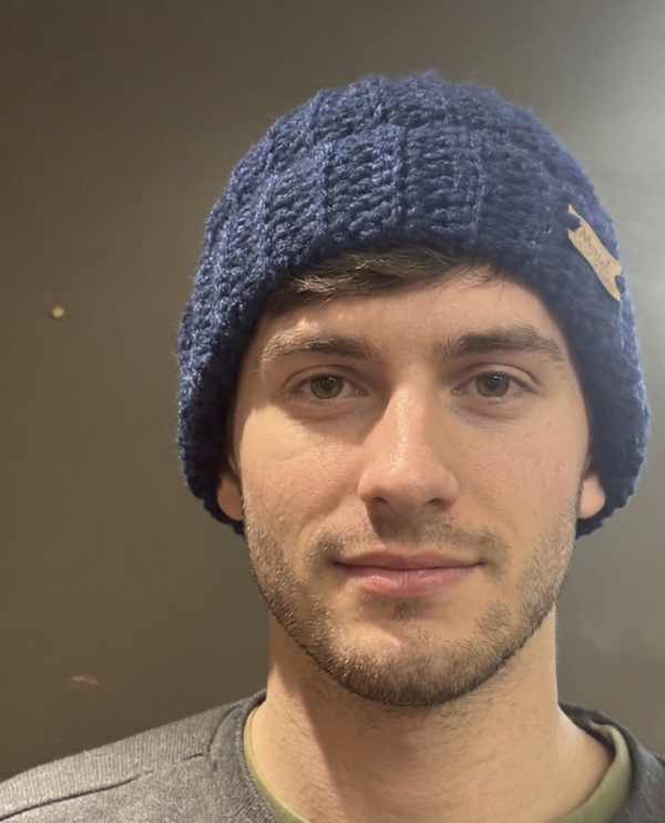 Gorro tejido a crochet color azul