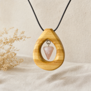 Colgante oval con cuarzo rosa tipo péndulo