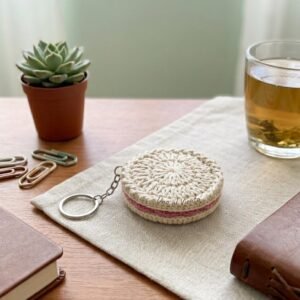 Llavero artesanal galletita rellena tejida crochet