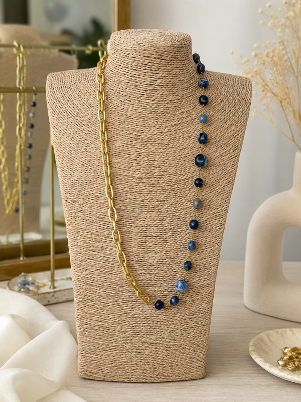 Collar Lapislazuli con cadena dorada