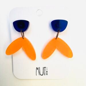 Aros Krila azul y naranja en acrílico con pasantes de acero quirúrgico