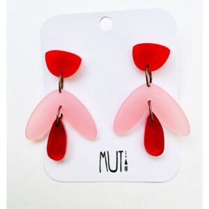 Aros Krila XL en rojo, rosa y rojo translúcido con diseño contemporáneo en acrílico