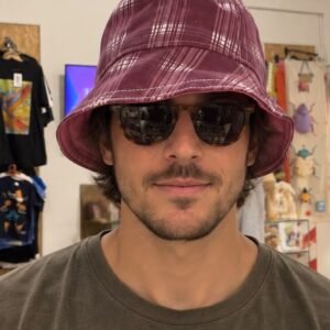 Gorro Piluso Bordó Cuadrille
