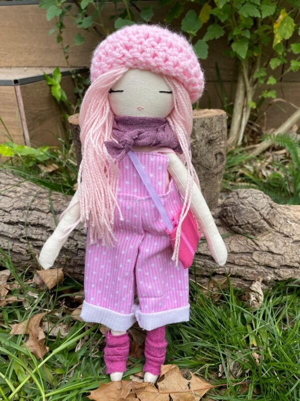 Muñeca de tela