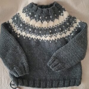 Pulover gris c /guarda talle 3