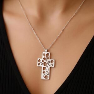 Cruz Renacer de plata calada con cadena