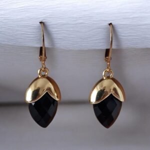 Aro de ónix facetado con dorado