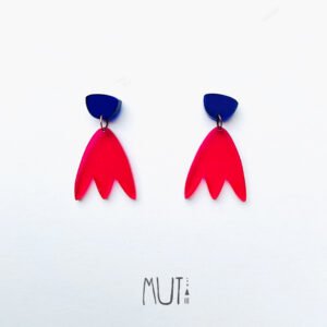 Aros Tulipán magenta y azul de acrílico con pasantes de acero quirúrgico